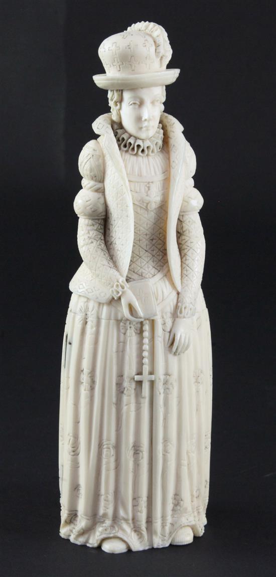 A Dieppe ivory triptych figure, late 19th century, 19cm